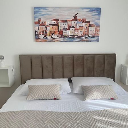 Apartments Javorska Kaštela Esterno foto