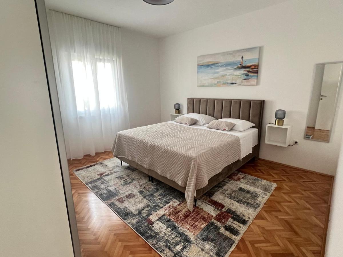 Apartments Javorska Kaštela Esterno foto