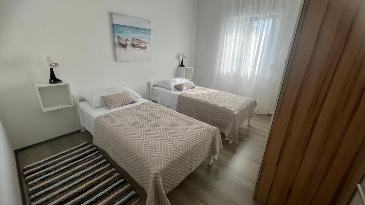 Apartments Javorska Kaštela Esterno foto