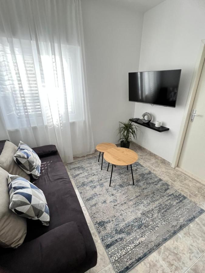 Apartments Javorska Kaštela Esterno foto