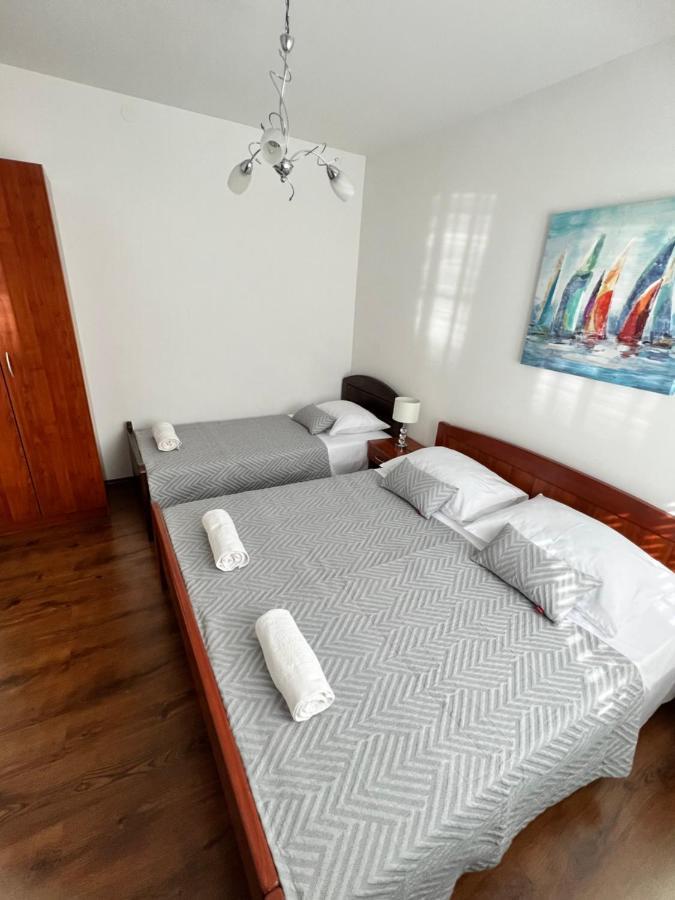 Apartments Javorska Kaštela Esterno foto