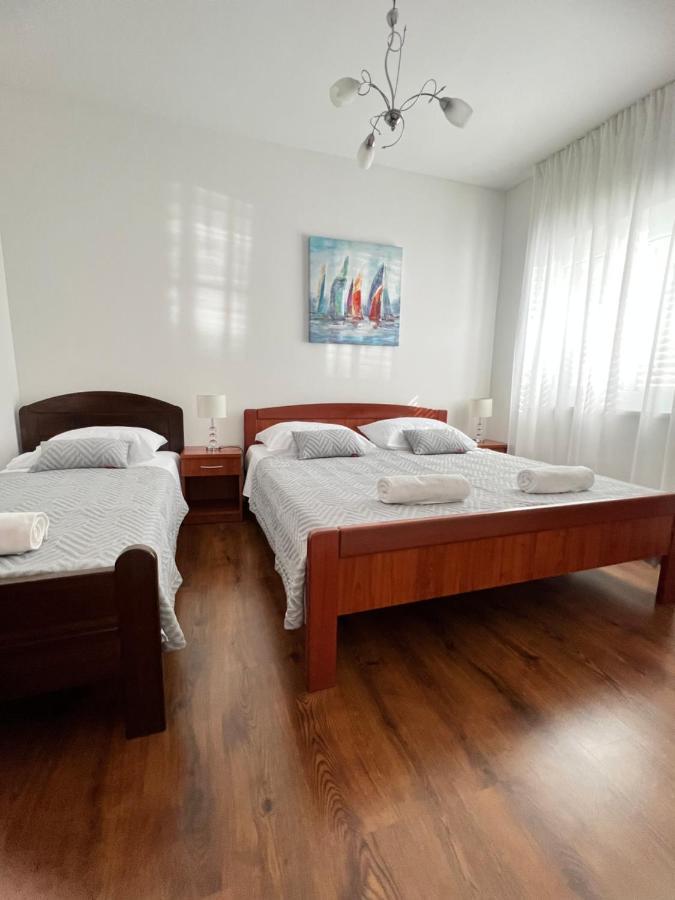 Apartments Javorska Kaštela Esterno foto
